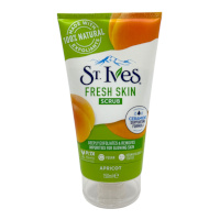St. Ives Fresh Skin Apricot Scrub - 150ml (6pcs) (7623) (£1.88/each)